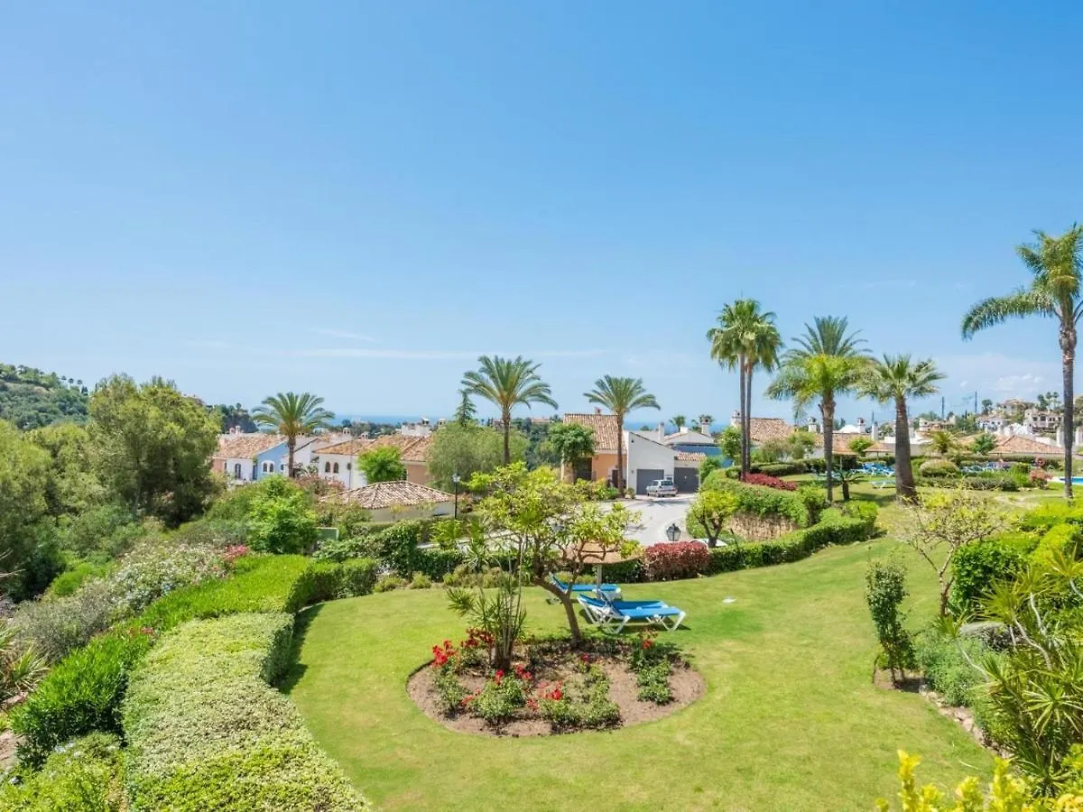 Los Pinos, 3 Bedroom Apartment In Los Arqueros Benahavis
